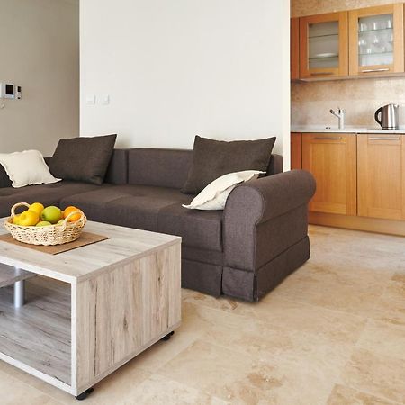 Apartments Residence Portofino Котор Екстериор снимка