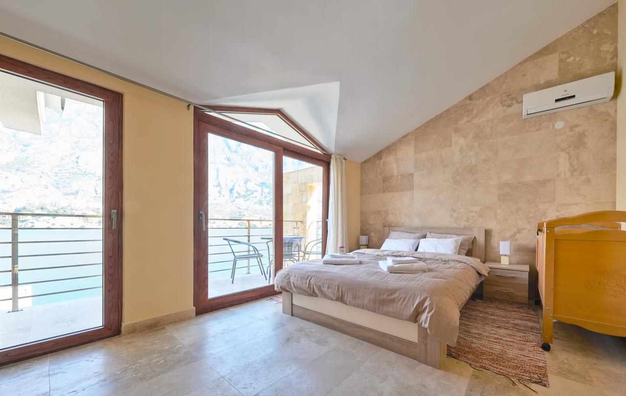 Apartments Residence Portofino Котор Екстериор снимка