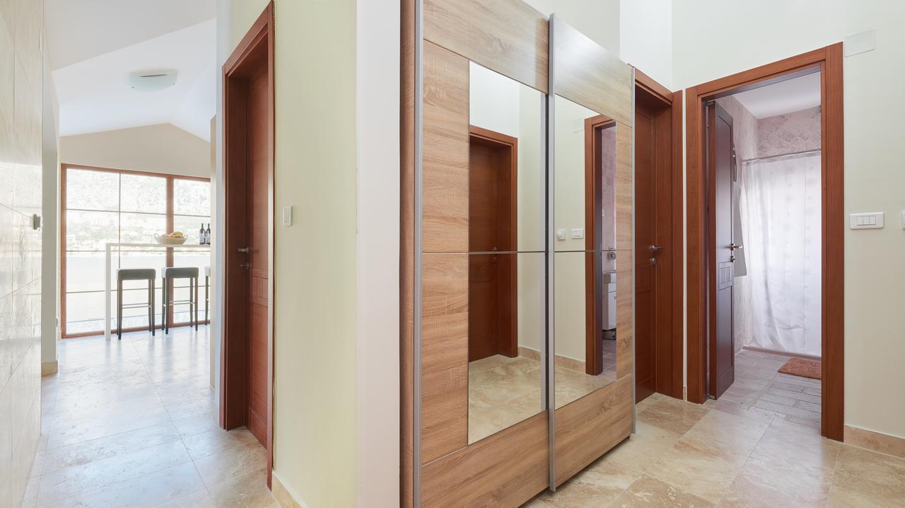 Apartments Residence Portofino Котор Екстериор снимка