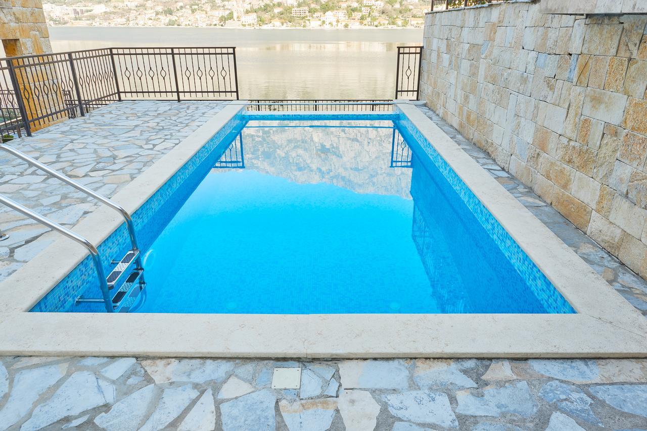 Apartments Residence Portofino Котор Екстериор снимка