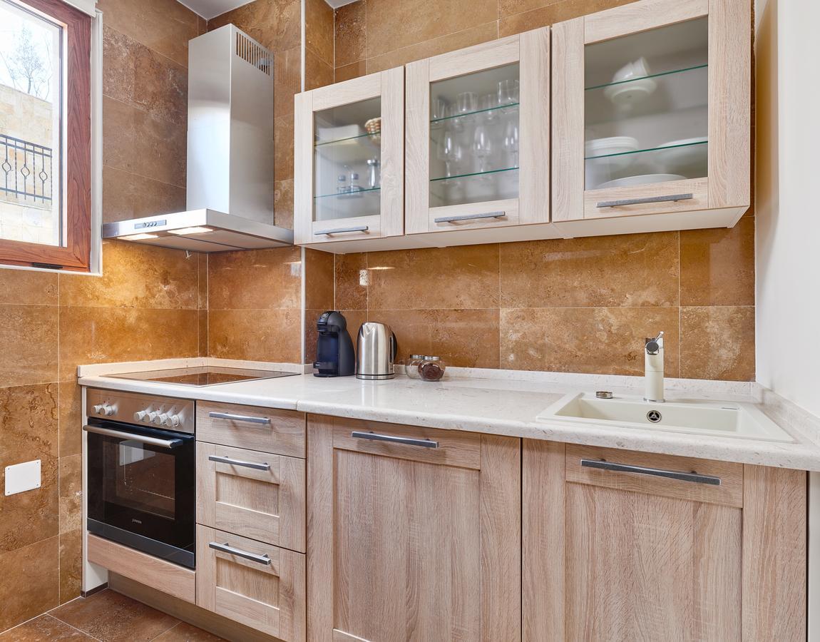 Apartments Residence Portofino Котор Екстериор снимка