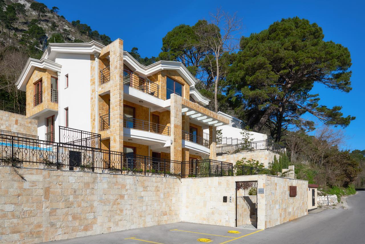 Apartments Residence Portofino Котор Екстериор снимка